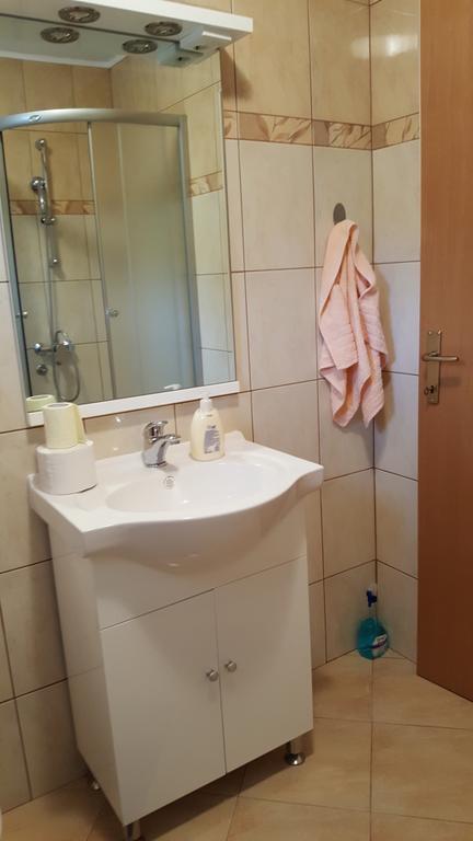 Apartment M&M Gornji Karin Kültér fotó